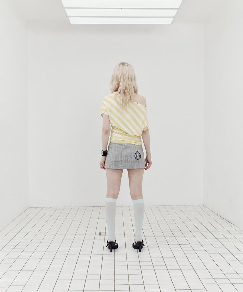 SETUP-EXE Stripe Eyelet Drape Top / Yellow