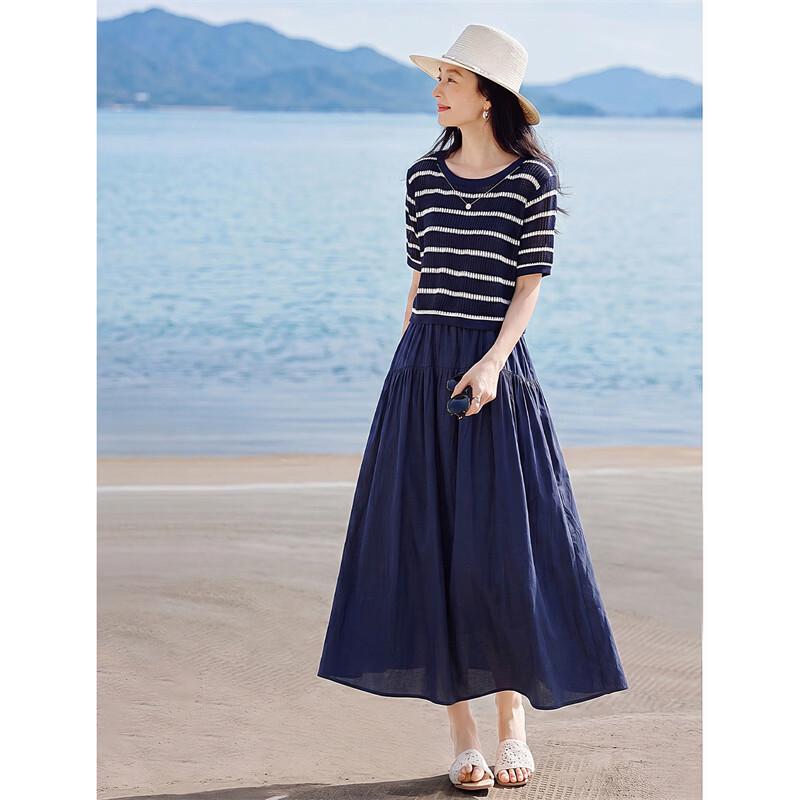 Elegant Knitted Short Sleeve A-line Skirt Set