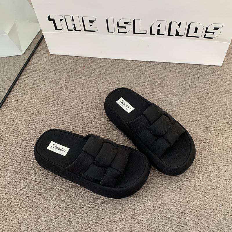

Korean version of French woven one-word slippers women s summer wear 2025 new breathable sandals muffin thick-soled cool slippers 40 чёрный