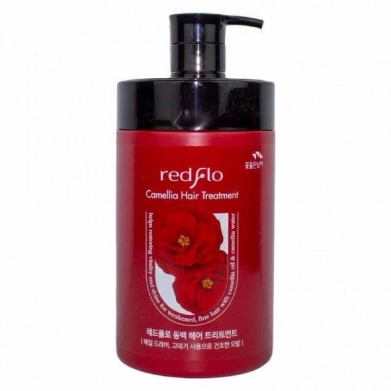 Man with Flowers Red Polo Camellia Hair Treatment 1000ml