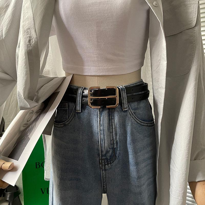 

Черный Изысканный Женский Пояс из ПУ с Двуслойным Стилем и Привлекательной Золотой Пряжкой для Любителей Моды