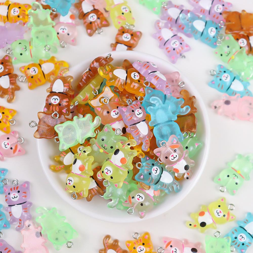 DW85 10pcs Mixed Cartoon Cute Cat Charms 3D Luminous Resin Animal Pendants For DIY Bracelet Necklace Jewelry Making Accessory