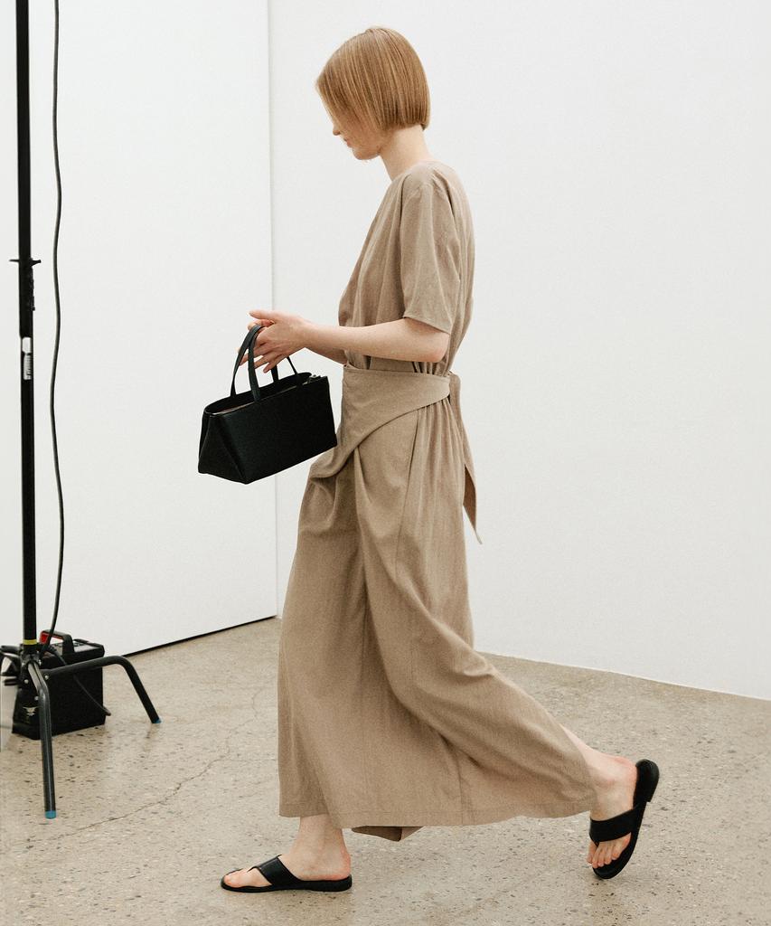 Artid Drape Short Sleeve Long Dress_Beige