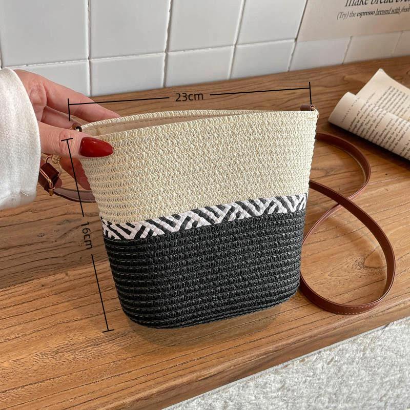 Women Summer Striped Straw Crossbody Bag Lightweight Woven Shoulder Bag for Beach and Holiday Events