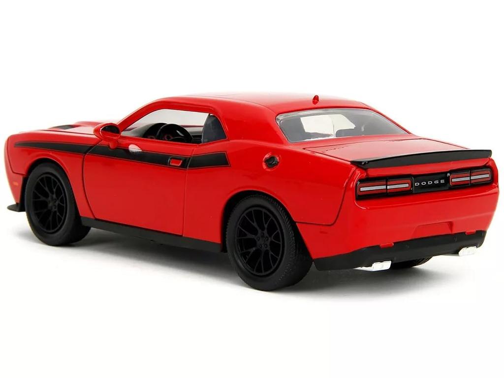 JADA TOYS Walking Dead Glen Figure Dodge Challenger 2015 Red The Walking Dead Glen Challenger Mini Car 35185 1/24 [Item]
