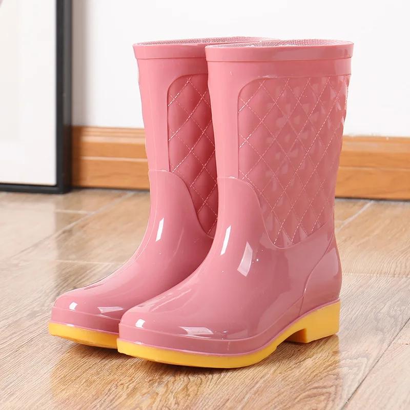 Maogu Femmes Adulte Travail Tube Haut Chaussures d'Eau Antidérapantes Chaussure d'Automne Couleur Unie Imperméable Plaid Botte en Caoutchouc 2024 Bottes Neige Pluie