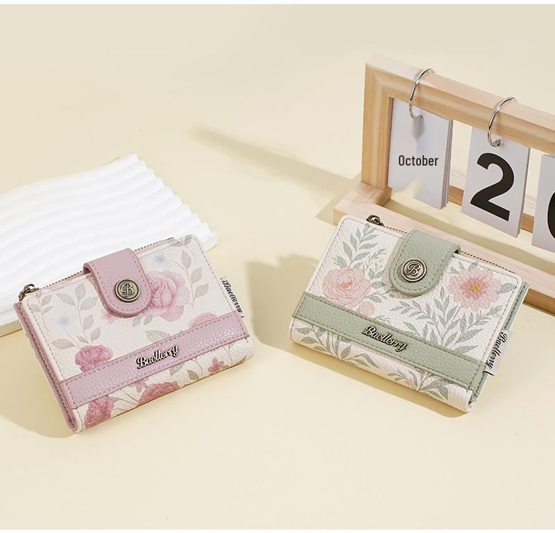 New Women's Korean Style Anime Short Wallet with Multi-Card Slots and Fashion Clasp