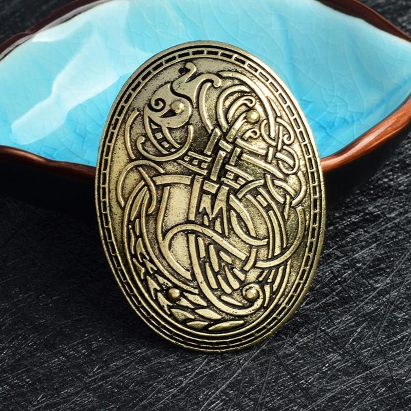 Scandinavian Wolf Carved Rune Brooch Ethnic Style Totems Badge Cosplay Corsage Jewelry Adornment Lapel Pin for Women