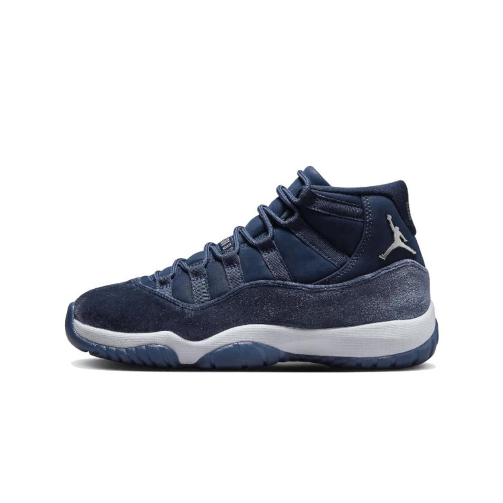 Air Jordan 11 Retro Midnight Navy