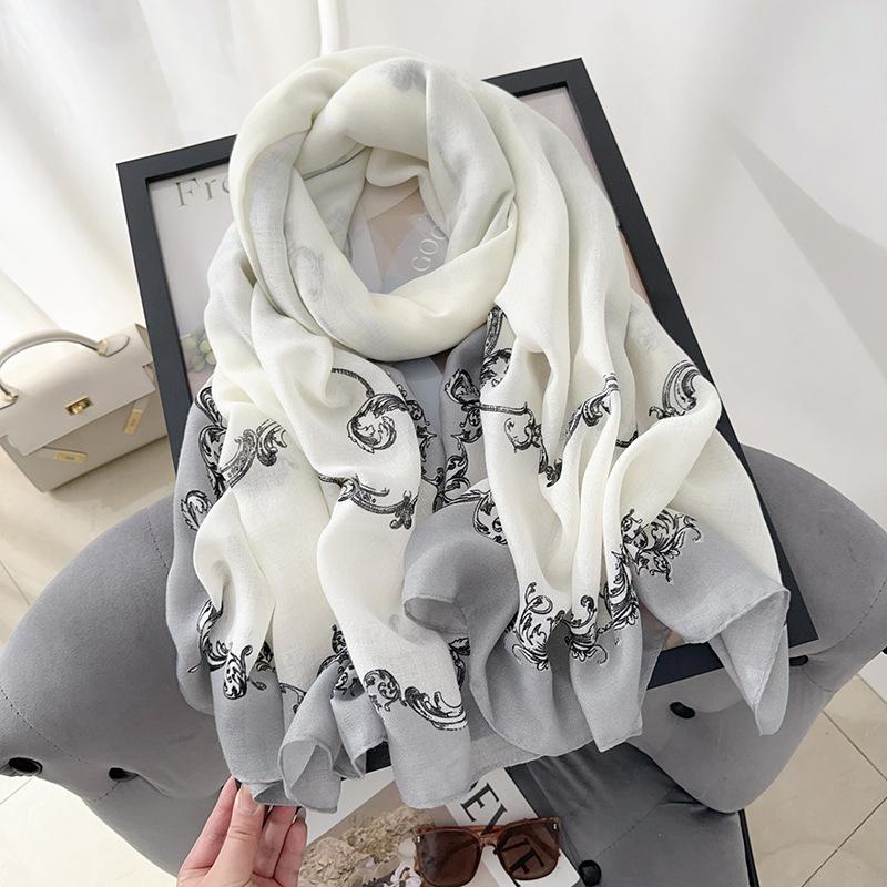 New cotton and linen printed silk scarf women's summer thin travel sunscreen shawl seaside beach towel air-conditioned room scarf women