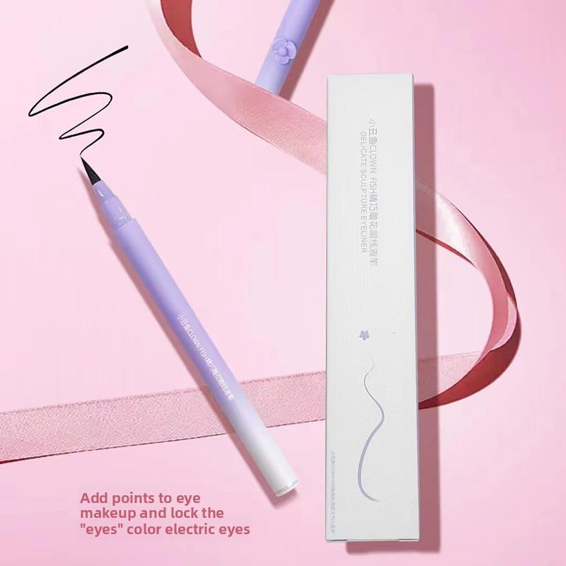 The Carved Eyeliner Liquid Pen Is Long-lasting Waterproof Does Not Fade or Smudge and Is Suitable for Both Thick and Thin Eyeliner