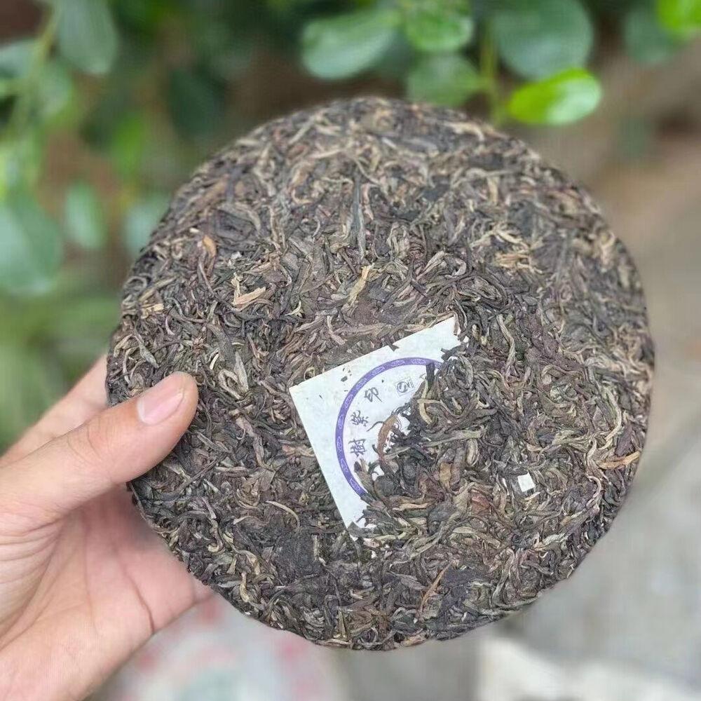 357g Yunnan Surowa Herbata Puerh Ciasto 2006 Yiwu Duże Drzewo Pu-erh Surowa Herbata Dojrzewająca Herbata Pu'er