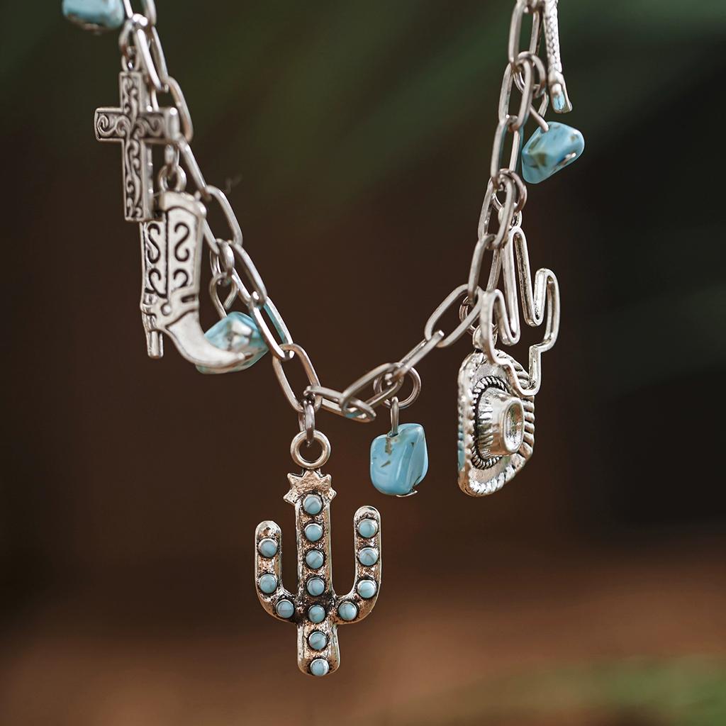 Retro ethnic style imitation turquoise cow head collarbone necklace female western cowboy style hat necklace