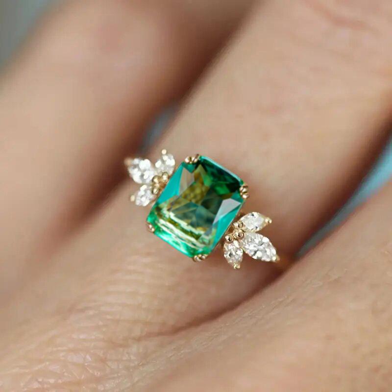 Luxury Green Cubic Zirconia Gold Color Rings for WomenTrendy Wedding Accessories Anniversary Party Elegant Lady Jewelry