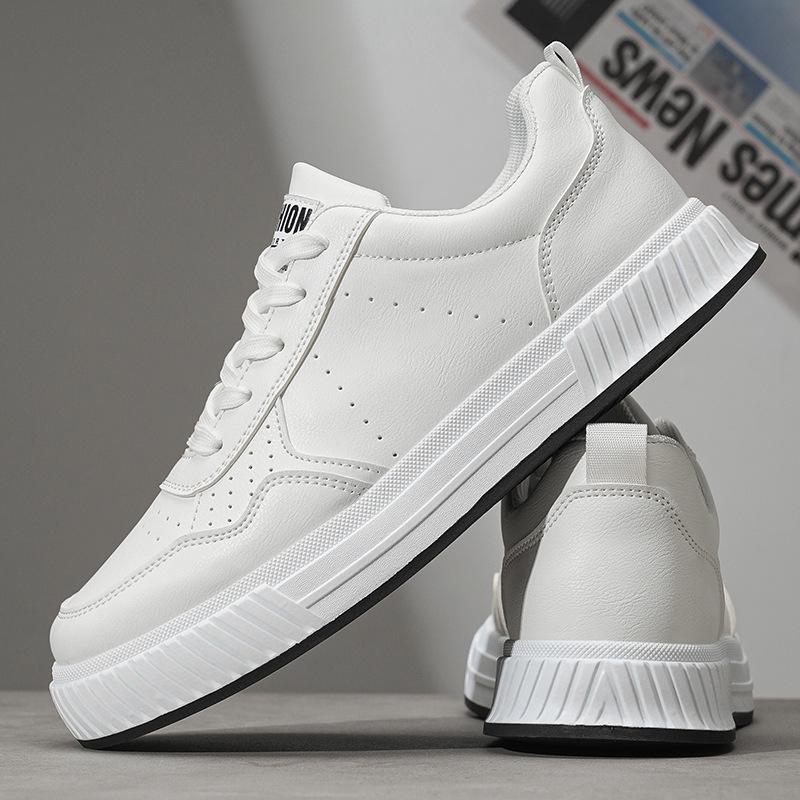

Spring 2025 new men s shoes breathable little white shoes male student shoes versatile sports trend shoes casual board shoes 46