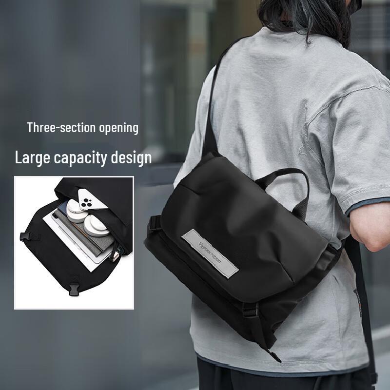 VICTORIATOURIST Men s Crossbody Shoulder Bag Medium