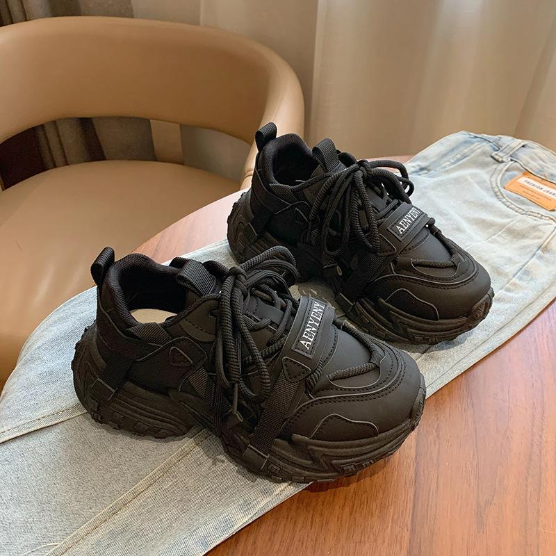 

инс корейская версия новых кроссовок для весны для студенток, для бега, спортивные, на толстой подошве для увеличения роста, повседневные FB9905-1 40 чёрный