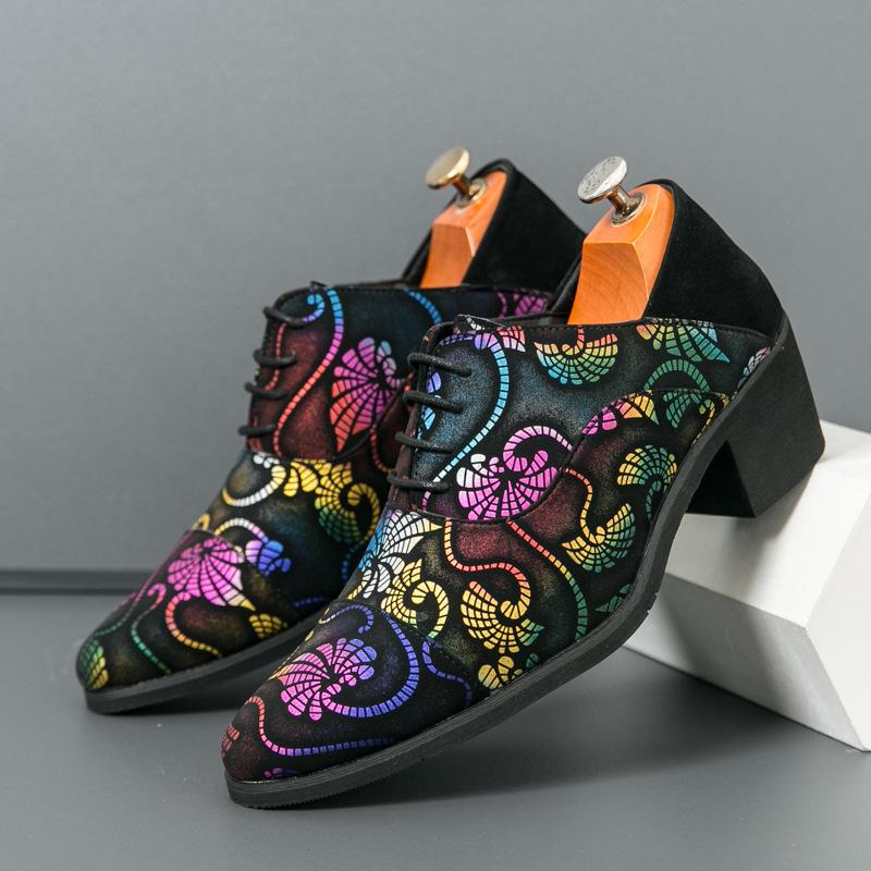 Herrenschuhe 2025 neue Mode Britische Herren Lederschuhe Koreanische Version Trend Friseur Lässige Kleine Lederschuhe Große Größe