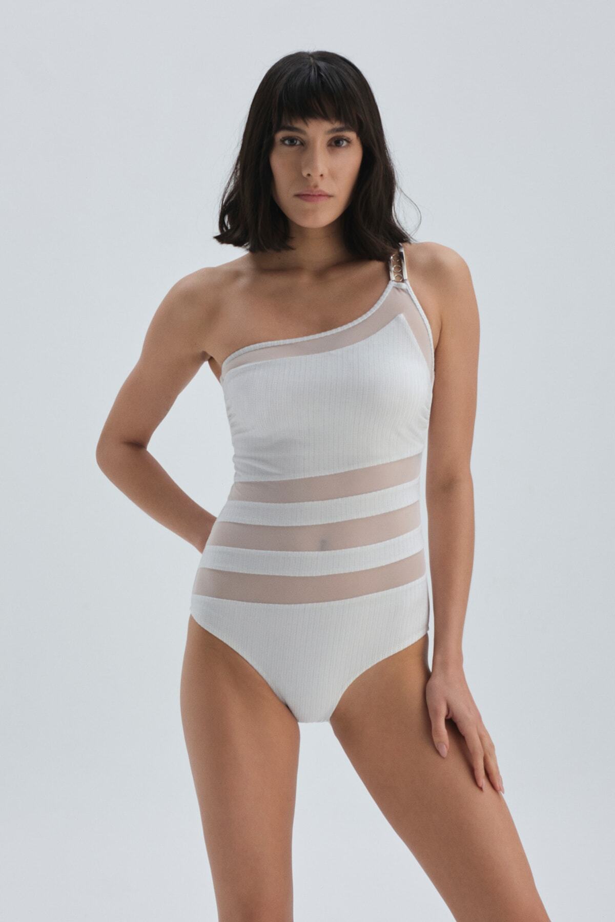 

Women s Fashion New Swimsuit White One-Shoulder Swimsuit