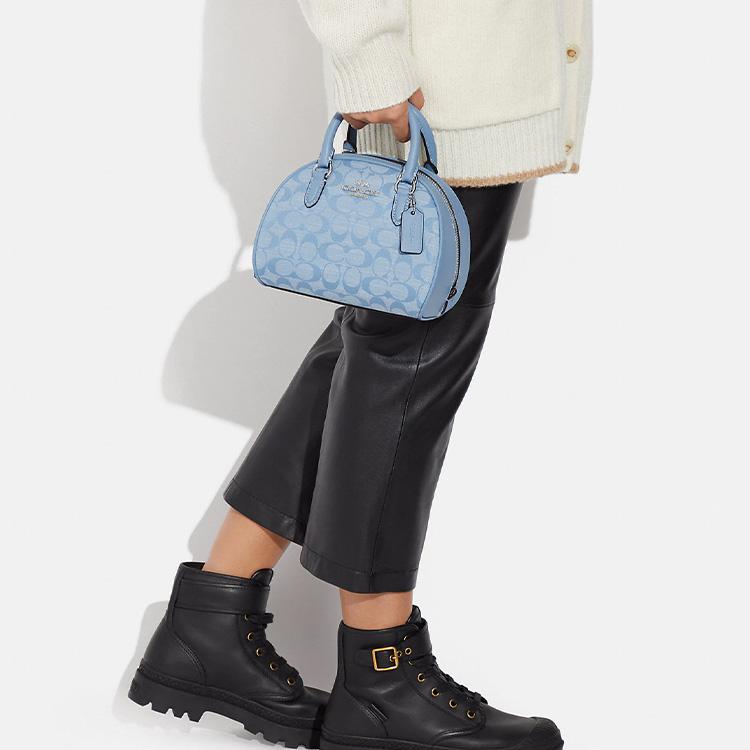 Coach Sydney 20 Classic Monogram Zip Closure Chambray Coated Canvas And Leather Shoulder Bag Women shoulder bag Light-Blue CH140-SVM6A