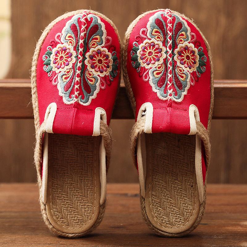 Women's Embroidered Ethnic Style Linen Flats - Spring/Summer
