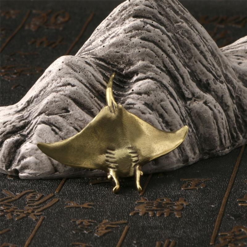 Metal Animal Statues Figurines Retro Fish Statue Figurines Sculptures Tabletop Centerpieces Home Decors Collectibles