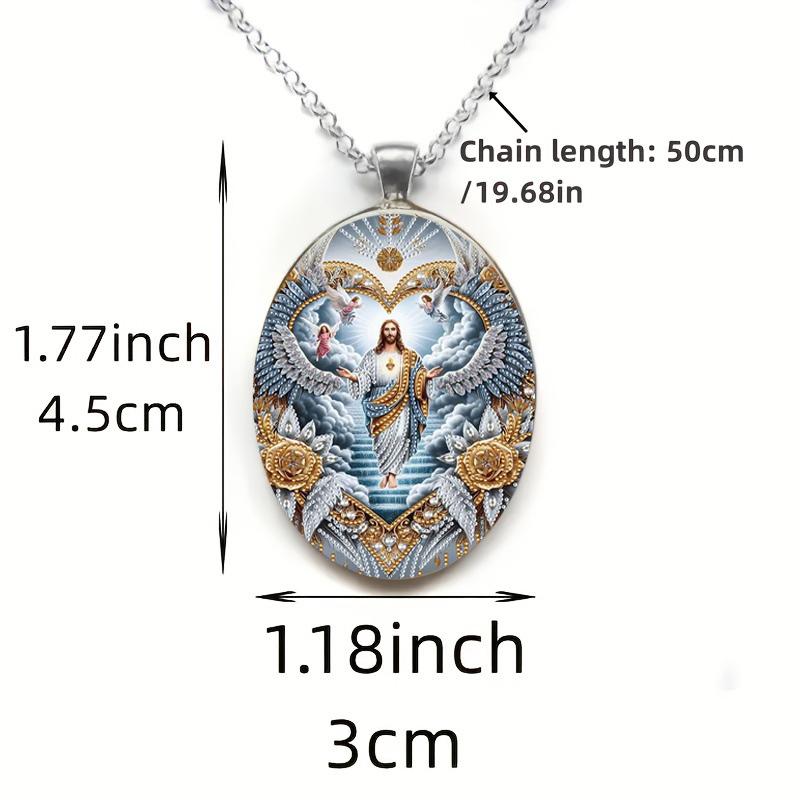 A vintage Jesus like pendant Christian Jesus time gem glass pendant necklace suitable for men and women to wear everyday