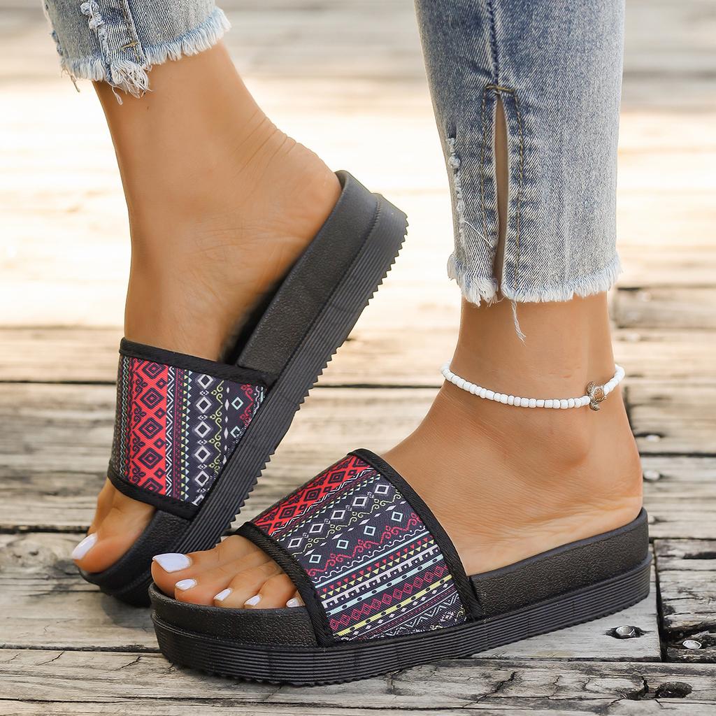 2025 Slope Heel Thick Bottom Summer Soft Bottom Soft Surface New Foreign Trade Light Weight Increase 2025 Slippers Women