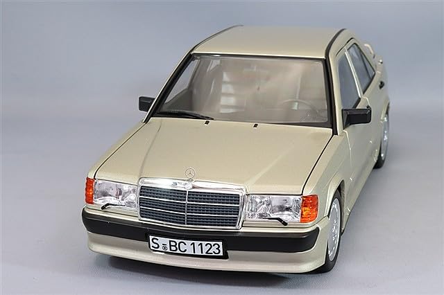 

Norev масштаб 190E 1984 Дымчато-серебристый 1/18 Mercedes-Benz 2.3-16