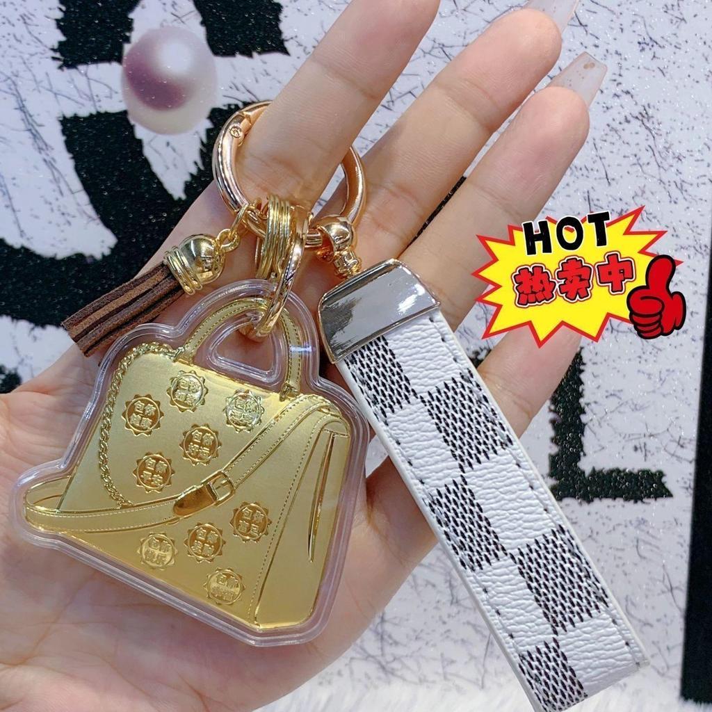 Auriu 20mg Pur Breloc Pandantiv: Asigură Siguranță & Fericire, Crește Averea, Ideal ca Charm pentru Geantă sau Pandantiv pentru Mașină.