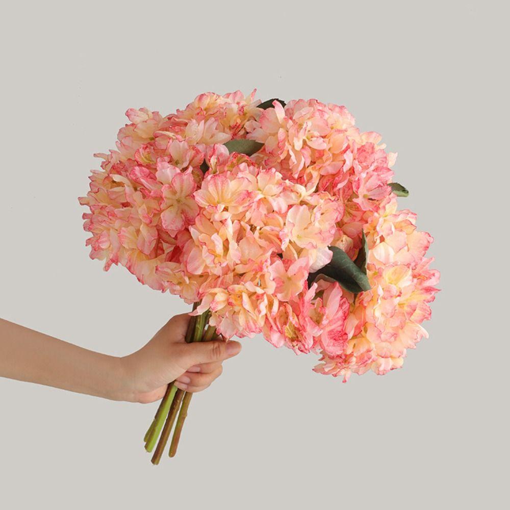 

Vintage Artificial Flower Bundle Retro Fake Flower NEW Hydrangea Bouquet for Home Room Decor шампанського