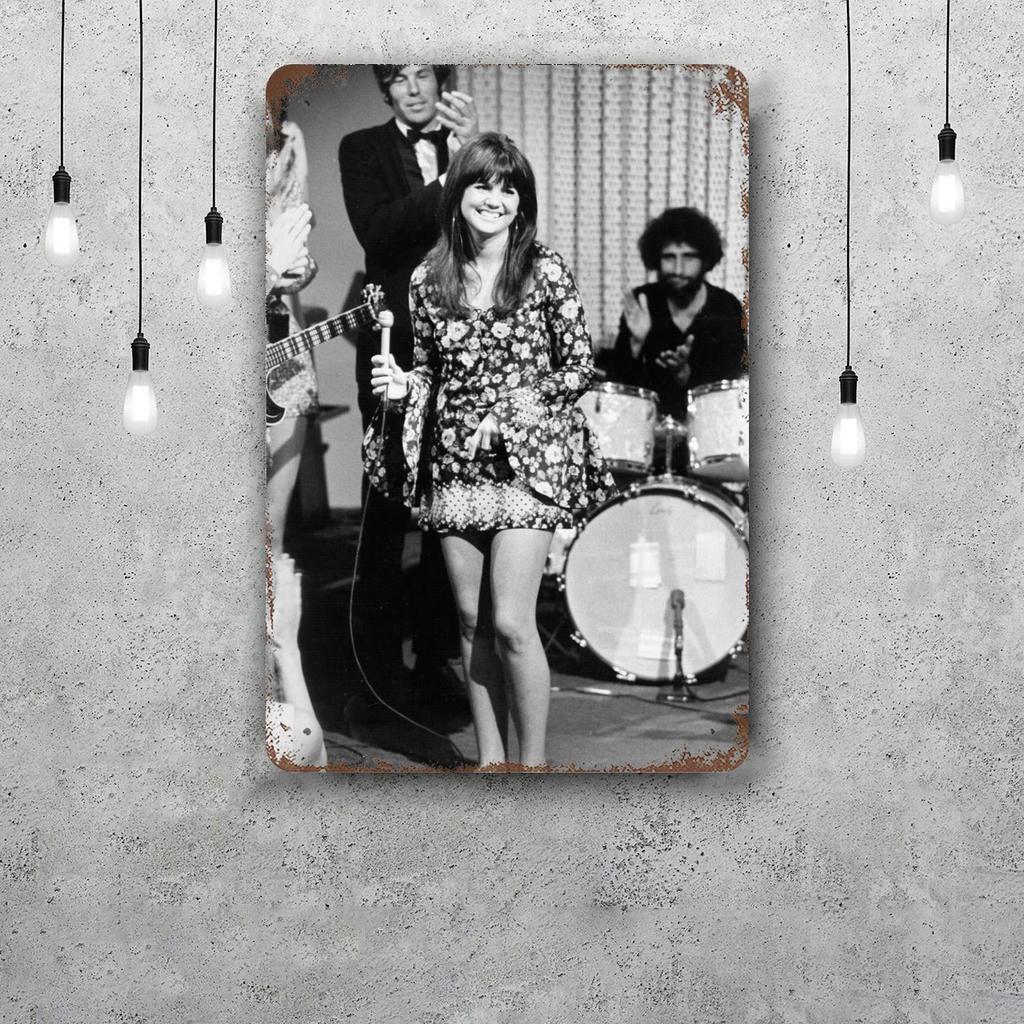 Linda Ronstadt Retro Vintage Tin Sign Poster Decorative Plaque Metal Plate Wall Decor