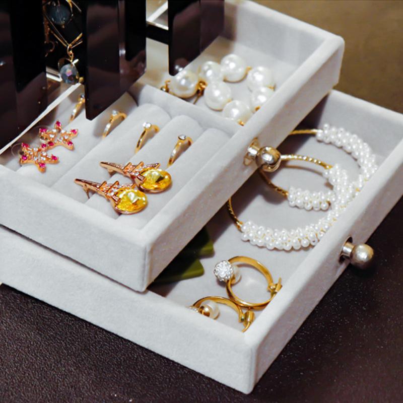 A Clear Earring And Necklace Display Case, Vintage Plastic Storage Case With Drawers For Bracelets, Rings And Accessories