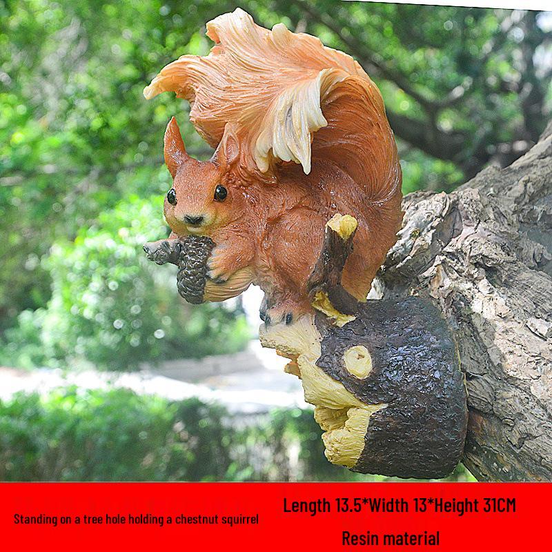 Outdoor Garden Decor: Creative Resin Squirrel Ornaments for Courtyard and Kindergarten.
