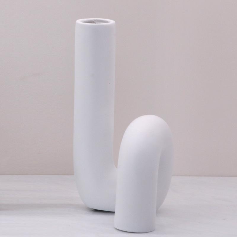 Simple Modern Electroplated Metal Decorative Ball Creative Blue and White Twisted Flower Arrangement Ornaments S-shaped Elbow Model House Accessories