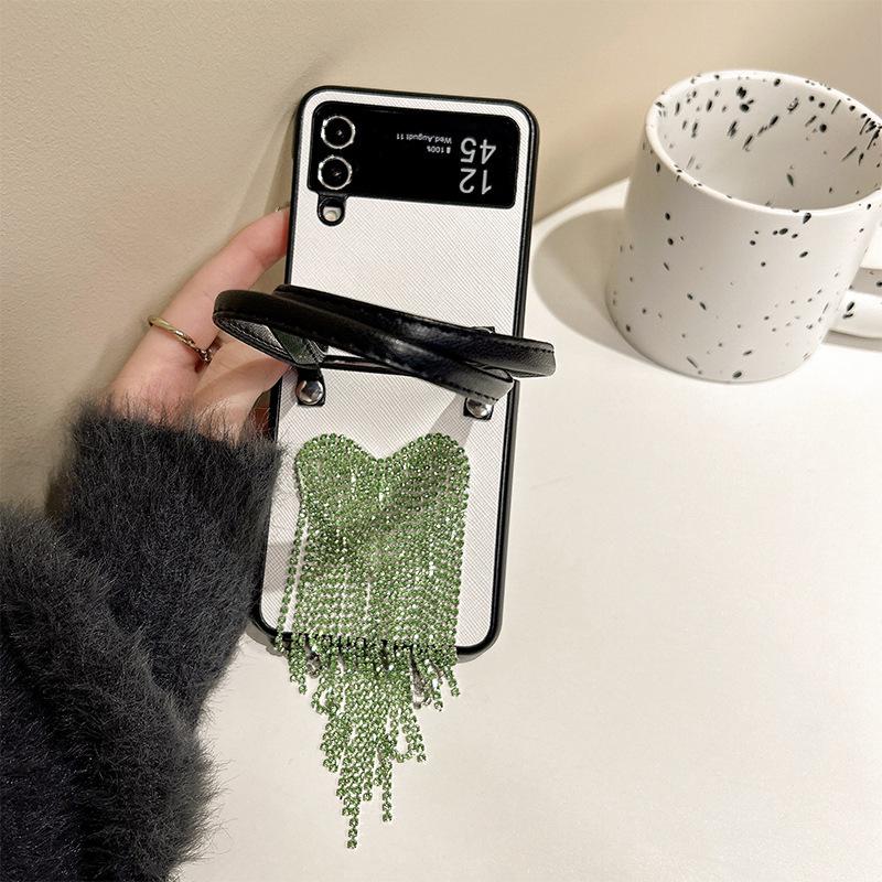 

Love Tassel Mobile Phone Case for P50pocket Flip Folding Screen for Samsung Zflip5 Rhinestone Portable Leather Cord For Huawei Pocket2