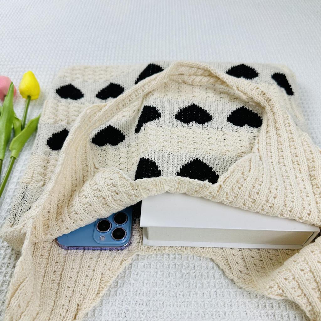 2023 Exclusive Large Capacity Heart Pattern Knitted Tote Bag