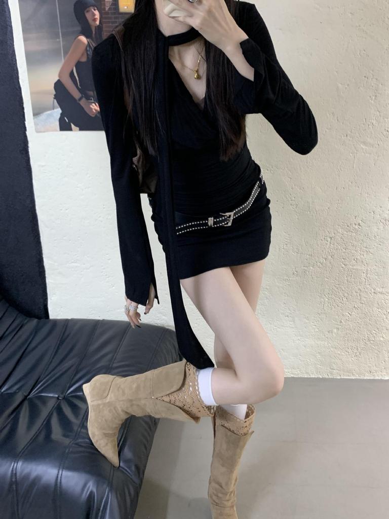 Autumn/Winter 2025 Vintage Lace-Trimmed Pointed Toe Ruched Cowboy Boots