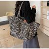 Leopard Print Canvas Tote Large-capacity Bag Women's 2025 New Fashion Original Design Handbag Shoulder