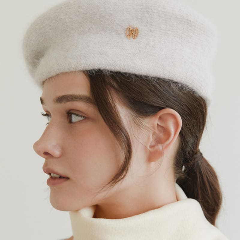 

кулон с логотипом halden ангоровый берет (C031_слоновая кость) ivory