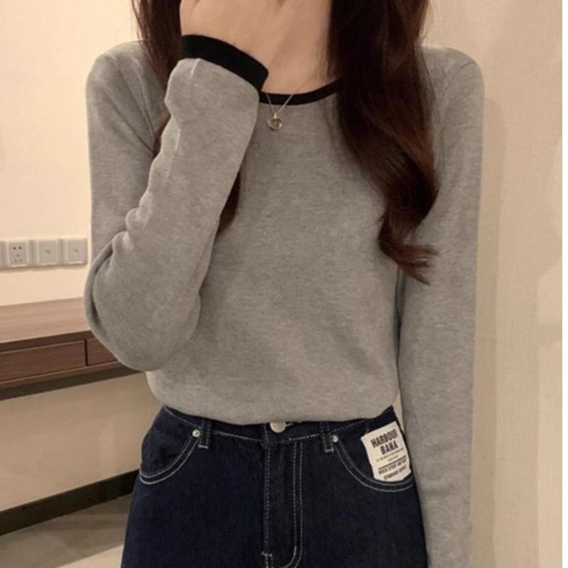 The New Long-sleeved Base Layer Sweater for Women in Autumn and Winter Features A Unique and Stylish Design