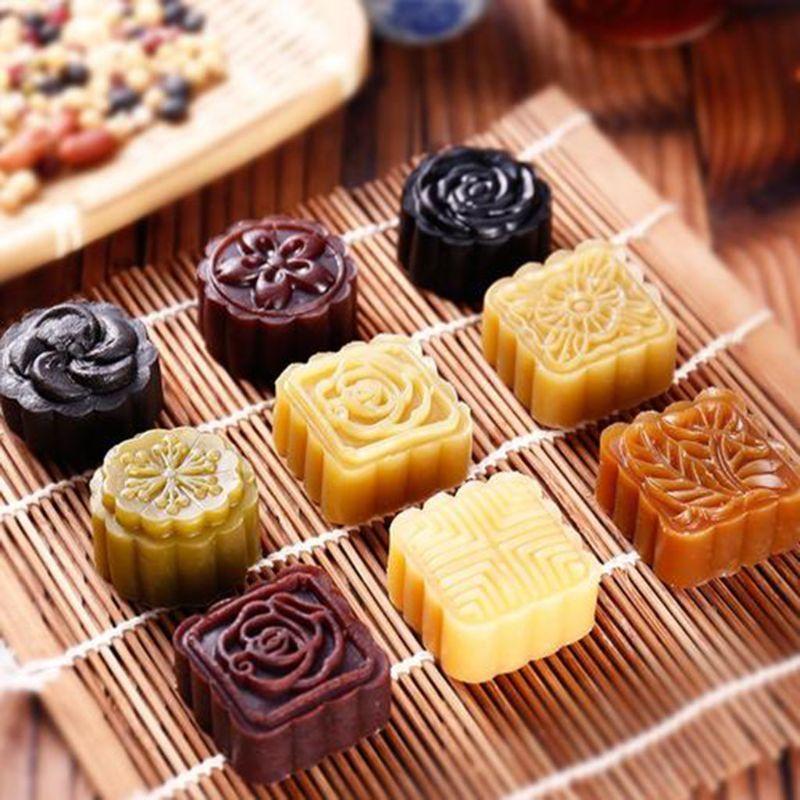 100g Mooncake Mold 4 Flowers Stamps Round Barrel Hand Press Moon Cake Pastry Mould DIY Bakware top sale белый