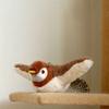 Interaktives Katzenspielzeug, wiederaufladbarer fliegender Vogel, Katzenspielzeug, zwitschernder, flatternder Vogel(kein Fliegen) Kann durch Berührung aktiviertes Plüschspielzeug mit Katzenminze hinzufügen