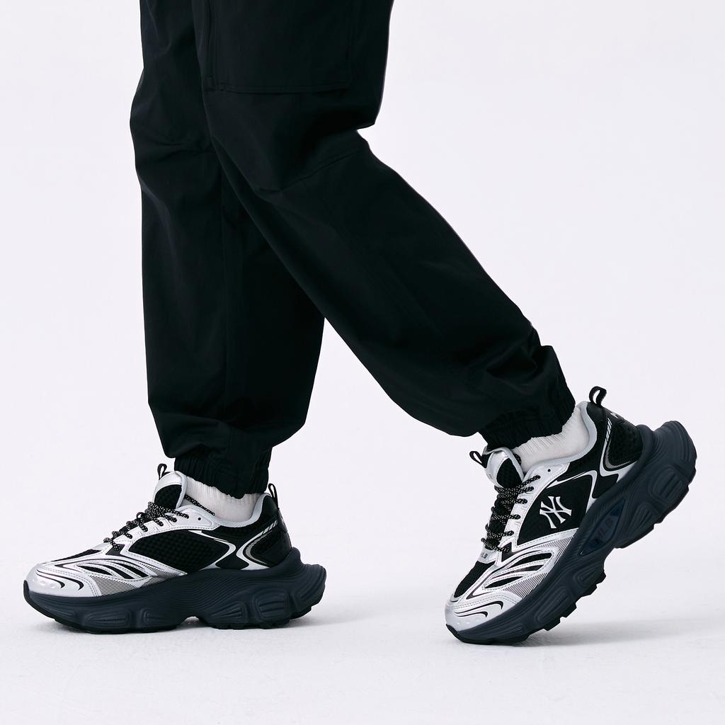 New MLB New York Yankees Anti-Slip Wear-Resistant Low-Top Chunky Sneakers Unisex Black 3ASHWD15N-50BKS