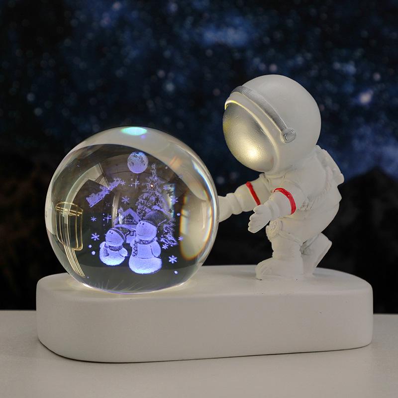 Creative Astronaut Night Light with Crystal Ball Base - Moon Festival Gift Ornament