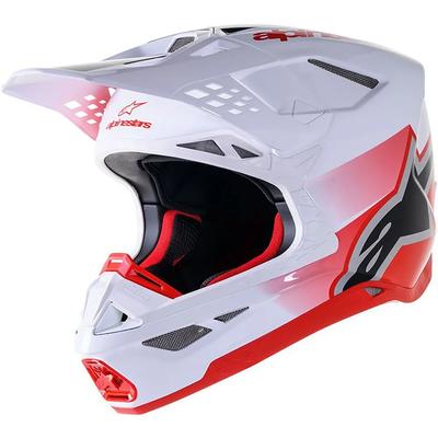 Chrániče – Motocyklové přilby