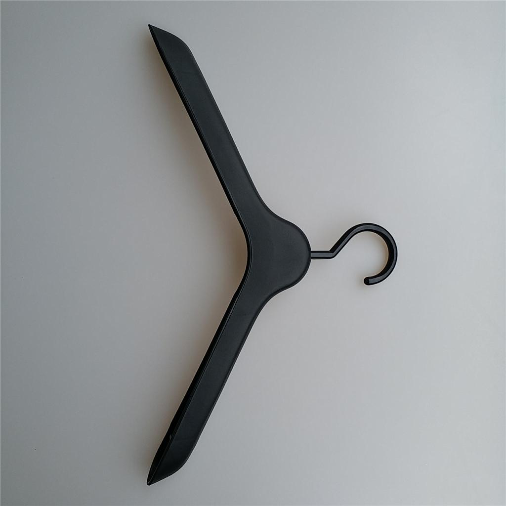 Sturdy Scuba Diving and Surfing Wetsuit Hanger - Black, 20kg Holding Capacity