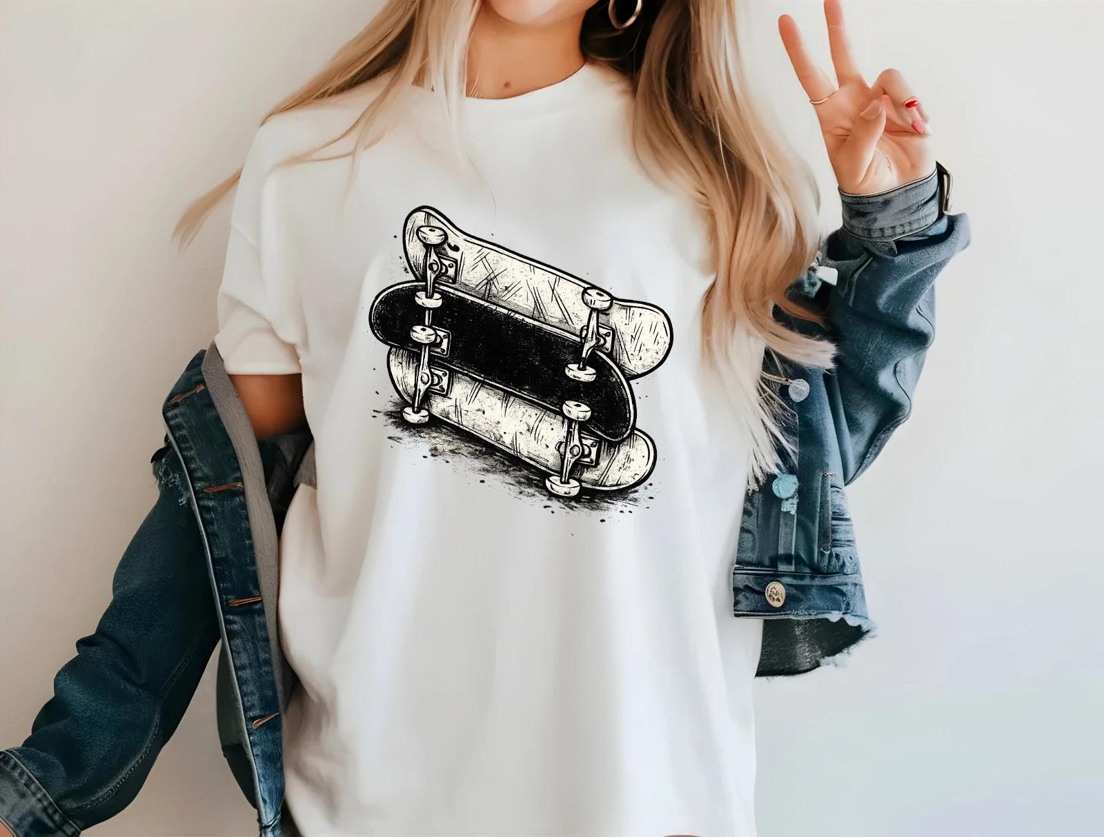 Vintage Skateboard Stack T-Shirt Skater Streetwear Skateboarding Graphic Tee M