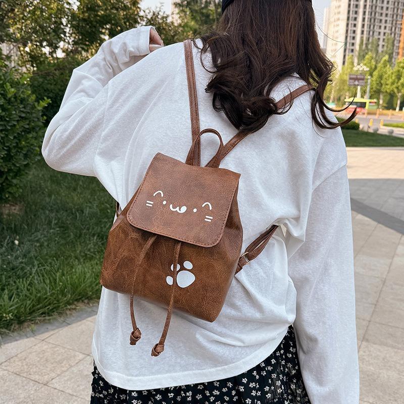 Beautiful street trend backpack cute sweet student bag going out commuting versatile backpack woman