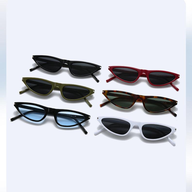 Ladies glasses, small frame triangle fashion sunglasses, metal hinges